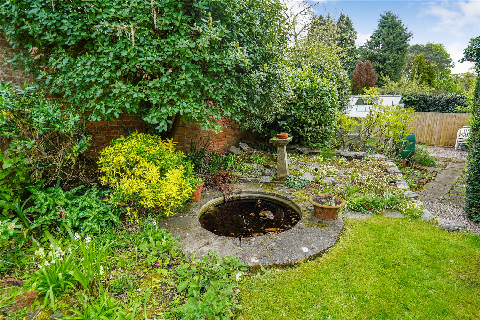 Rectory Lane Rettendon 2 Bed, 2 Bath Property For Sale in Rectory Lane, CV13